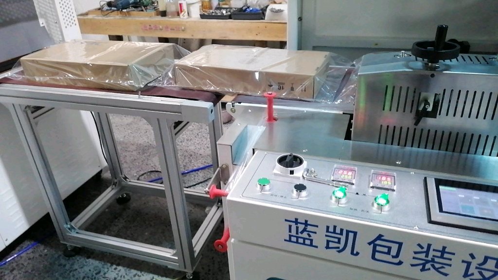 高效穩定的CT-2000型全自動飲品包裝系統 雙位夾放技術助力產能提升